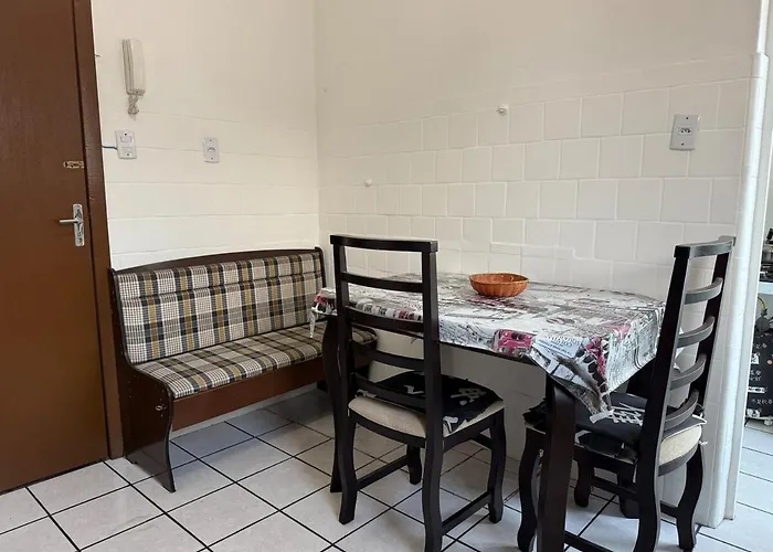 Tranquilo E Silencioso No Coração Da Baixa Apartamento